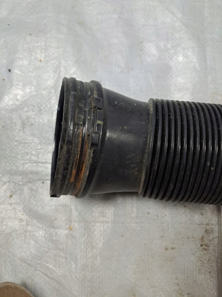 Audi OE 5Q0129684C Luftansaugrohr Product image