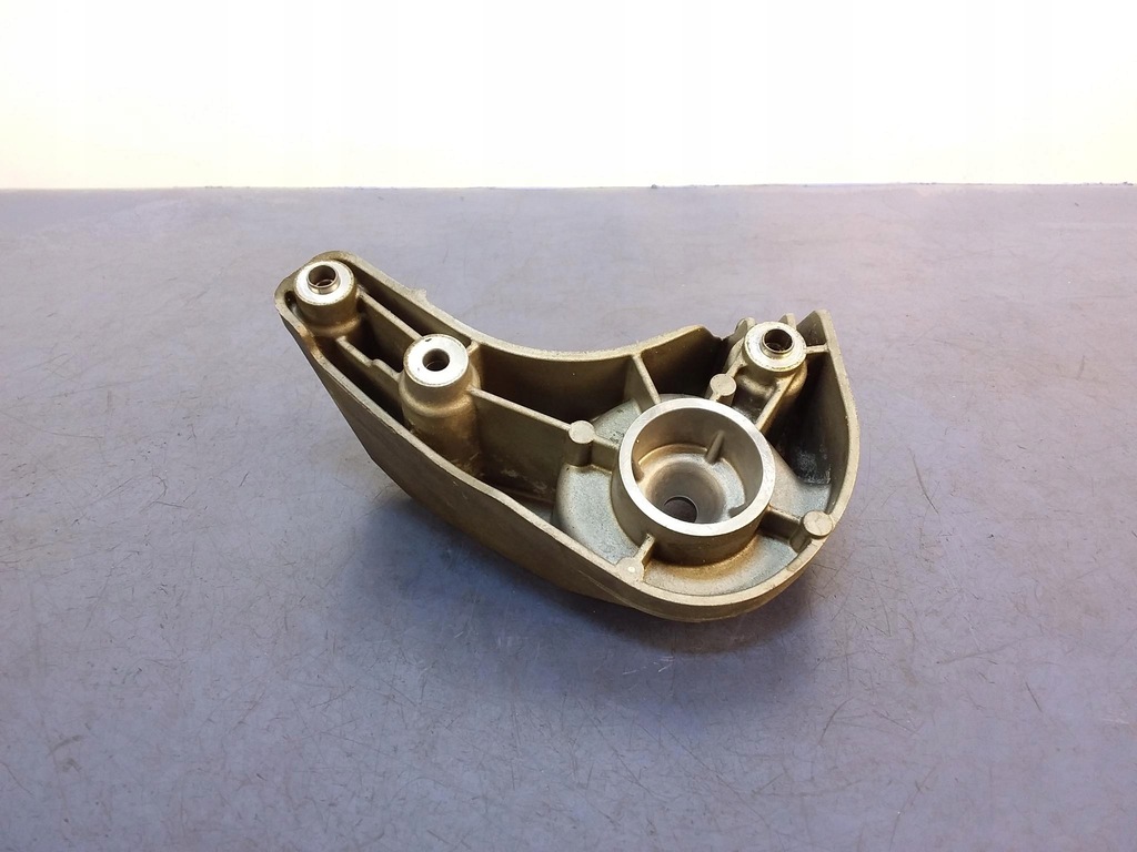 BMW 5 G30 4.4 KLIMAANLAGE KOMPRESSORARM 7646904 Product image