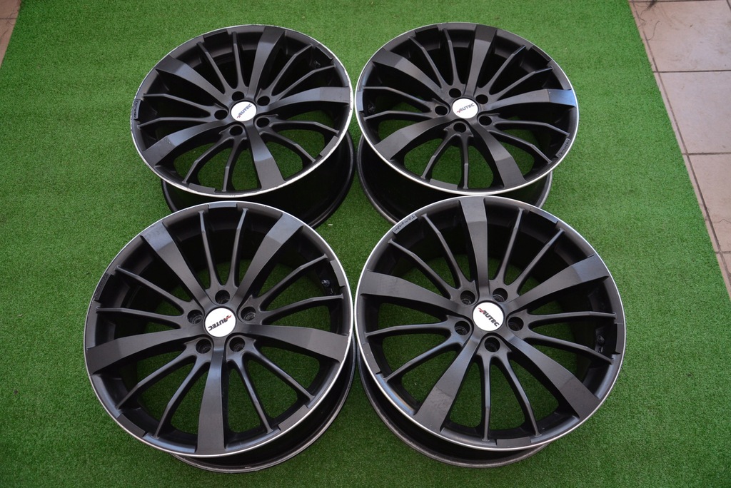 TOMASON TN6 LEICHTMETALLFELGEN 19" 5X112 ET45 Product image
