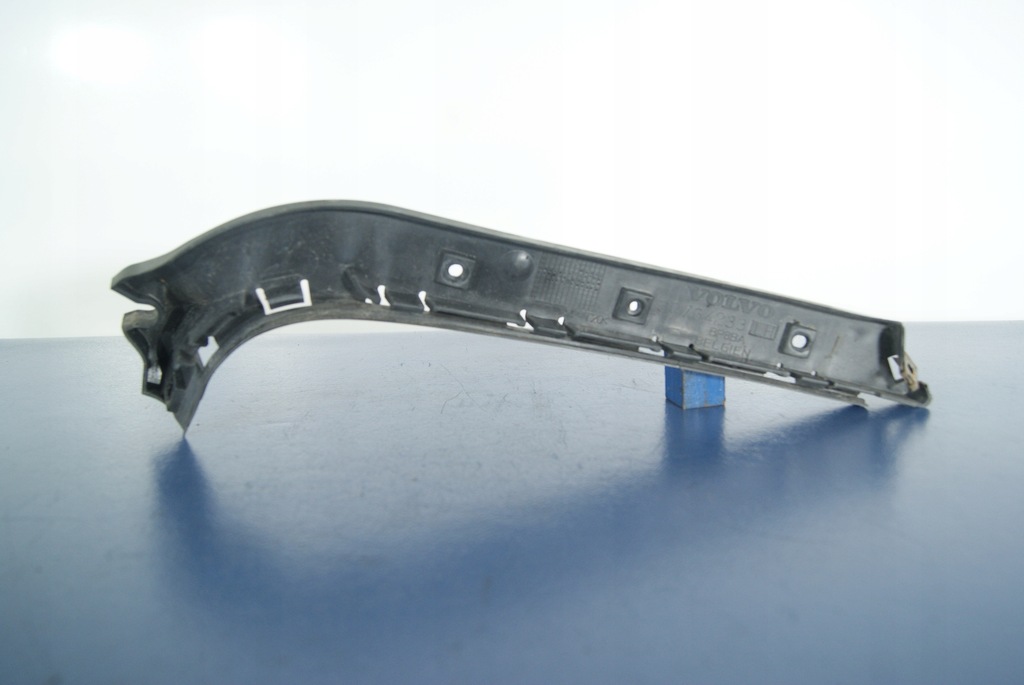 VOLVO V50 STOßSTANGENSCHUTZ HINTEN LINKS 30764233 Product image