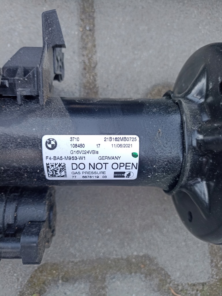 STOSSDÄMPFER VORNE LINKS RECHTS BMW G16 840I WIE NEU 6878119 6878120 8521KM Product image