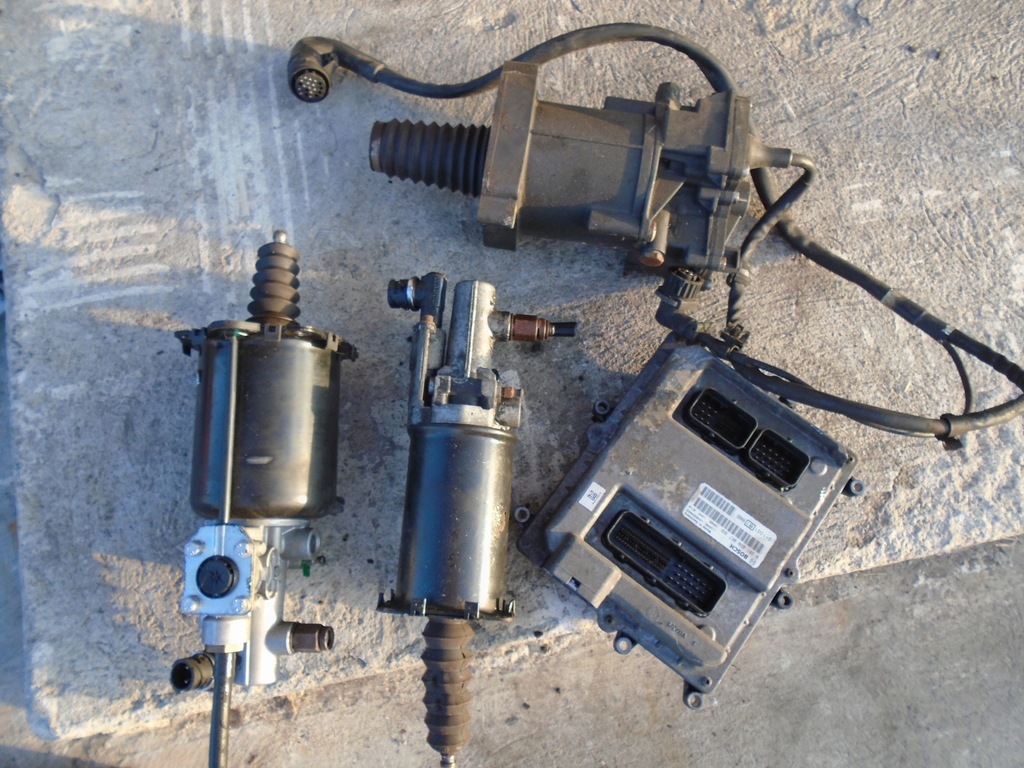 Man TGA Suspension Reser Set Słica Hub Terminal, Säule, Brücke Product image