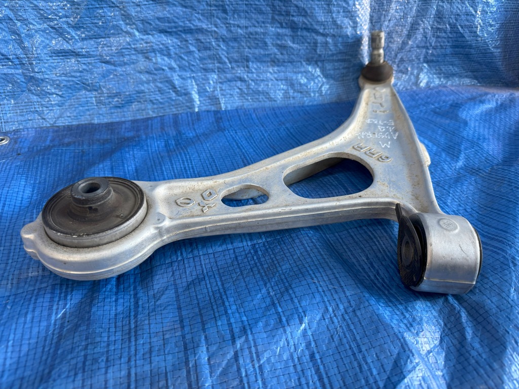 Links Swingarm Renault Austral 1.2 E-Tech Product image