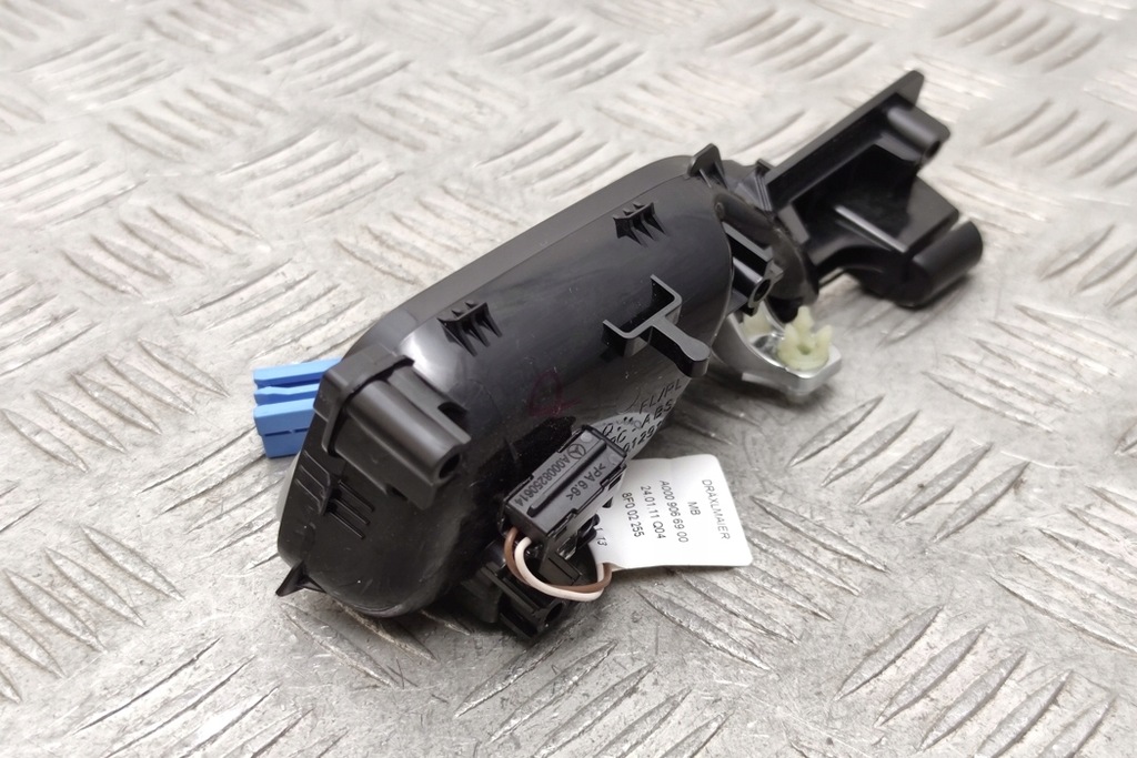 Heck linker internem Griff Mercedes-Benz Gle (W166) A1667600561 2.1L Product image