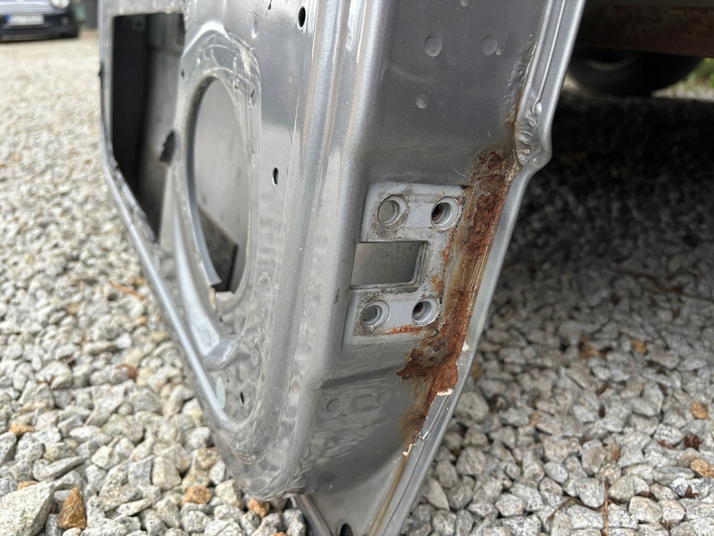 MERCEDES G-KLASSE 463 TÜR LINKS VORNE LINKS VORNE 4635847217 Product image