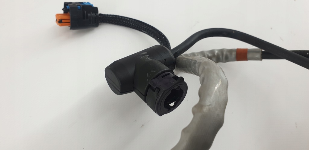 SCHLAUCHKABEL ADBLUE HEIZUNG RENAULT MASTER OPEL MOVANO NV400 204204195R Product image