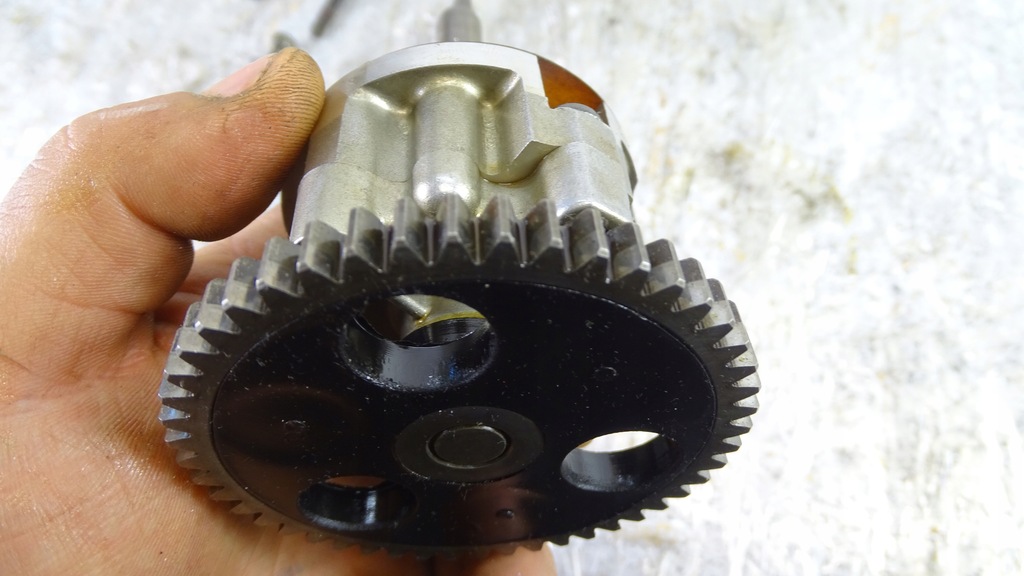 Yamaha FZS 600 Fazer 98-03 Ölpumpe Product image