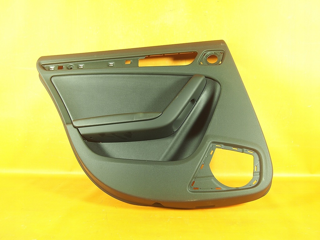 Audi A5 8T8 SB 16KM Seitentürverkleidung hinten LINKS 8t8867305 Product image