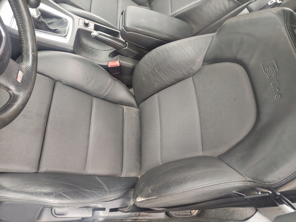 Audi A4 B7 S line Limousine, Ledersitze + Seitenverkleidungen, Dachhimmel Product image