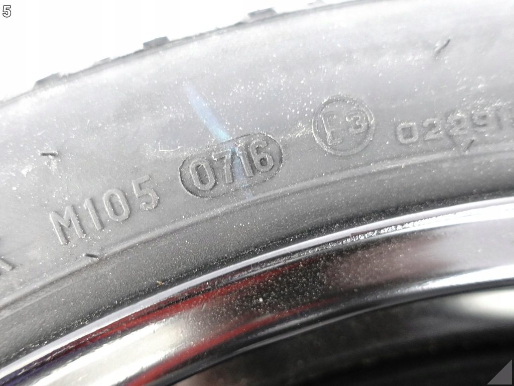 AUDI A6 S6 4G0 A7 S7 4G8 10-18 LIFT RESERVERAD T145/60R20 105M PIRELLI Product image