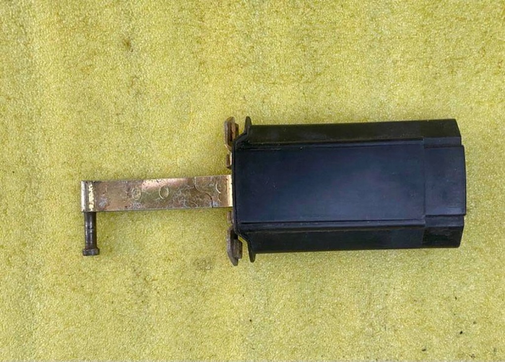 Mercedes-Benz E W124 Türbegrenzer Product image