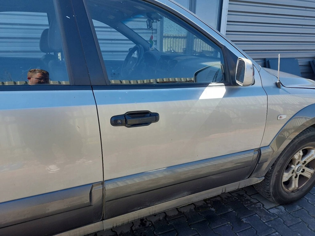 KOMPLETTE TÜREN VORNE RECHTS KIA SORENTO UND YL Product image