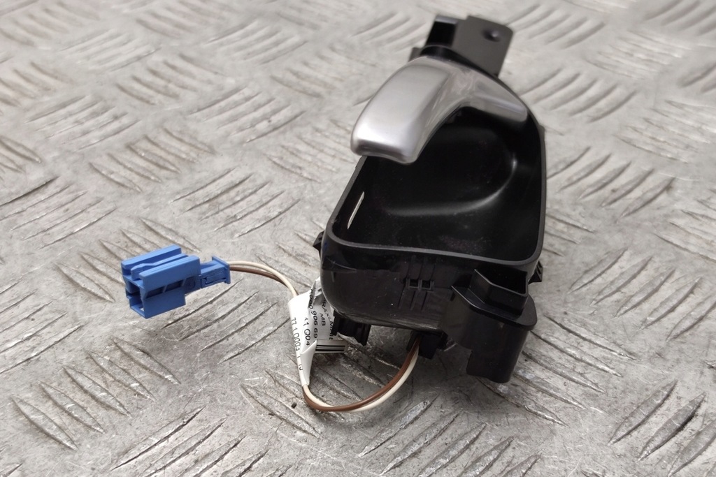 Links interne Griff Mercedes-Benz Gle (W166) A1667600561 2.1L Product image
