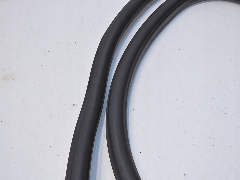 TÜRDICHTUNG HINTEN LINKS, OPEL INSIGNIA A COMBI Product image