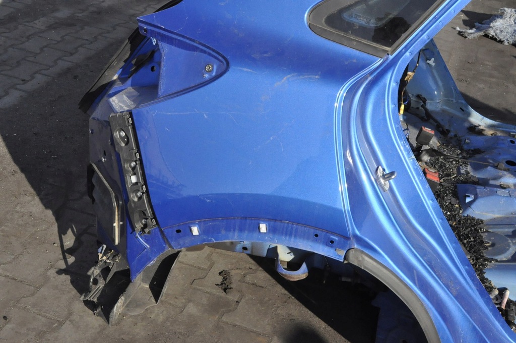 FORD PUMA II MK2 GESAMTES HINTERES ASS-BAD HINTERER RIEMEN LINKS RECHTS VIERTEL Product image