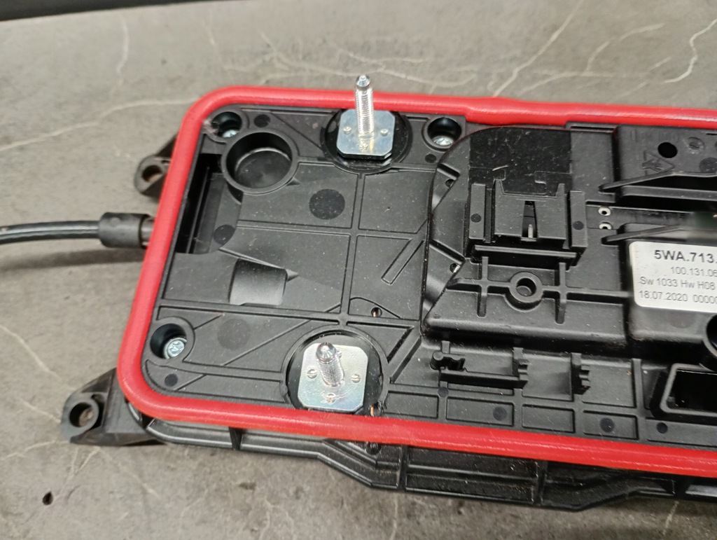 5WA713033AG VW Golf VIII Gearschichten Product image