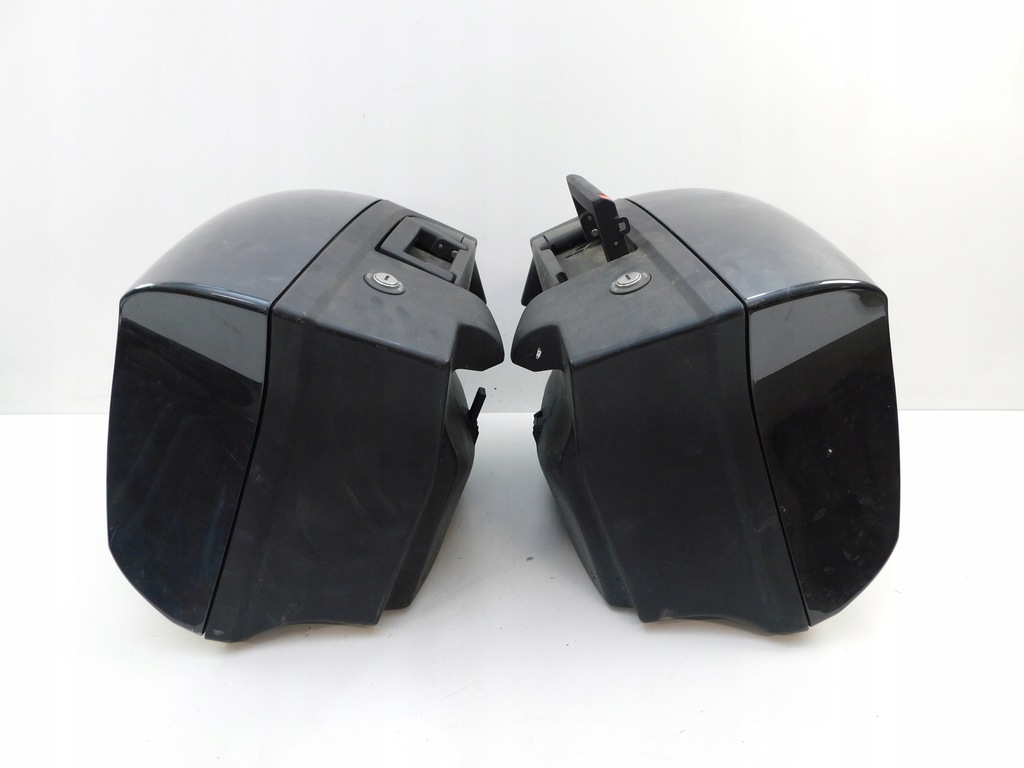 BMW R1200RT SEITENKOFFER LINKS + RECHTS SET OHNE SCHLÜSSEL Product image