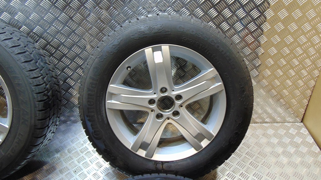 SET FELGEN + REIFEN Mercedes-Benz A2044015502 7,5" x 17" 5x112 ET 47,5 Product image