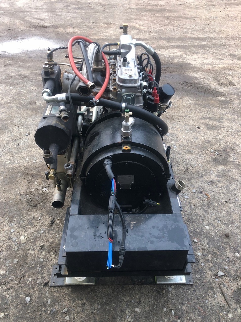 TOYOTA 4Y YH-CHP GABELSTAPLERMOTOR Product image