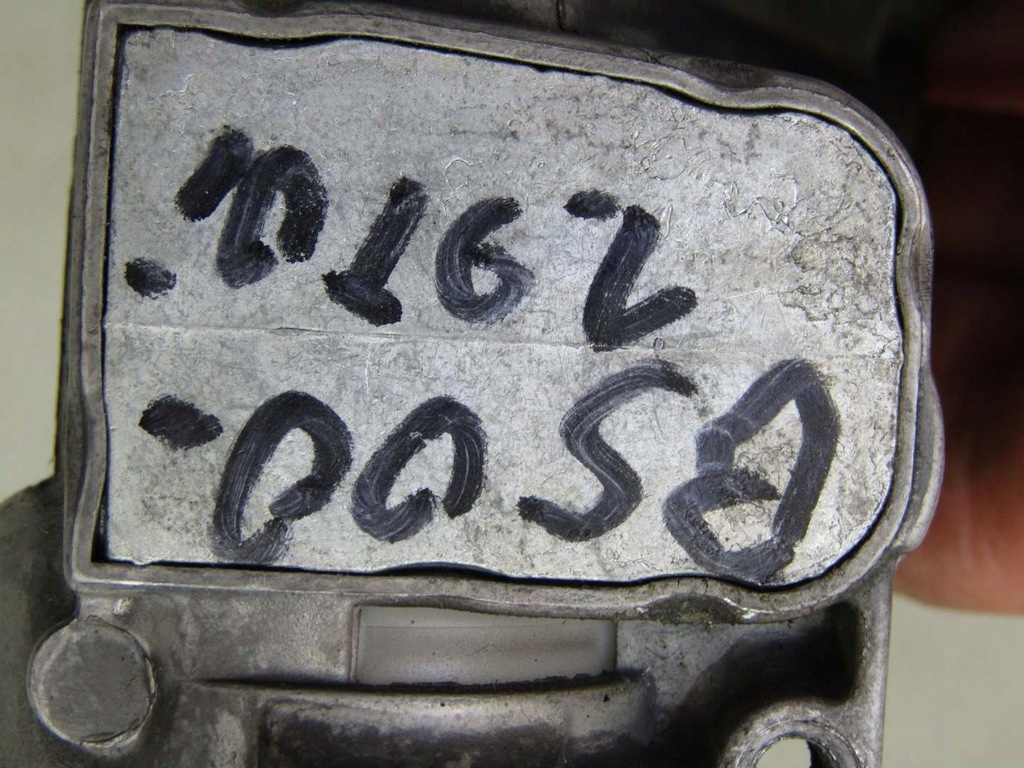 PASSAT B5 1.9 TDI 00R ZÜNDSCHALTER MIT SCHLÜSSEL 4B0905851A Product image