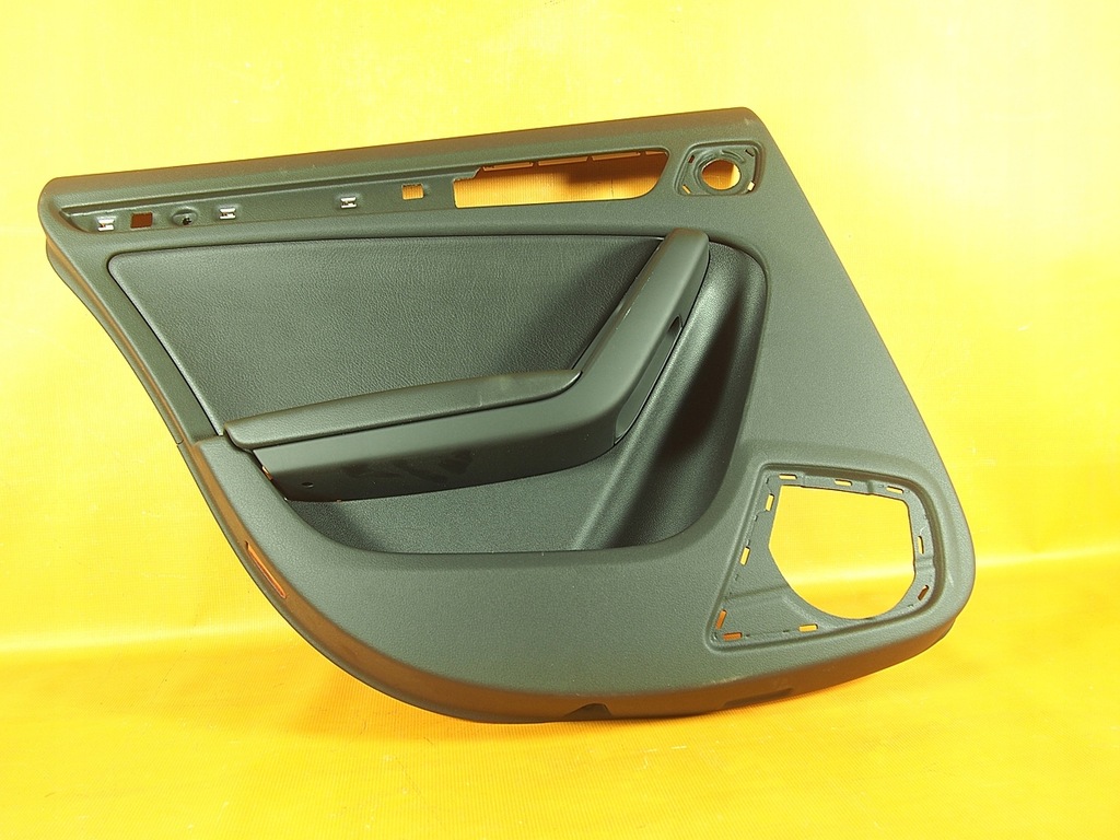 Audi A5 8T8 SB 16KM Seitentürverkleidung hinten LINKS 8t8867305 Product image