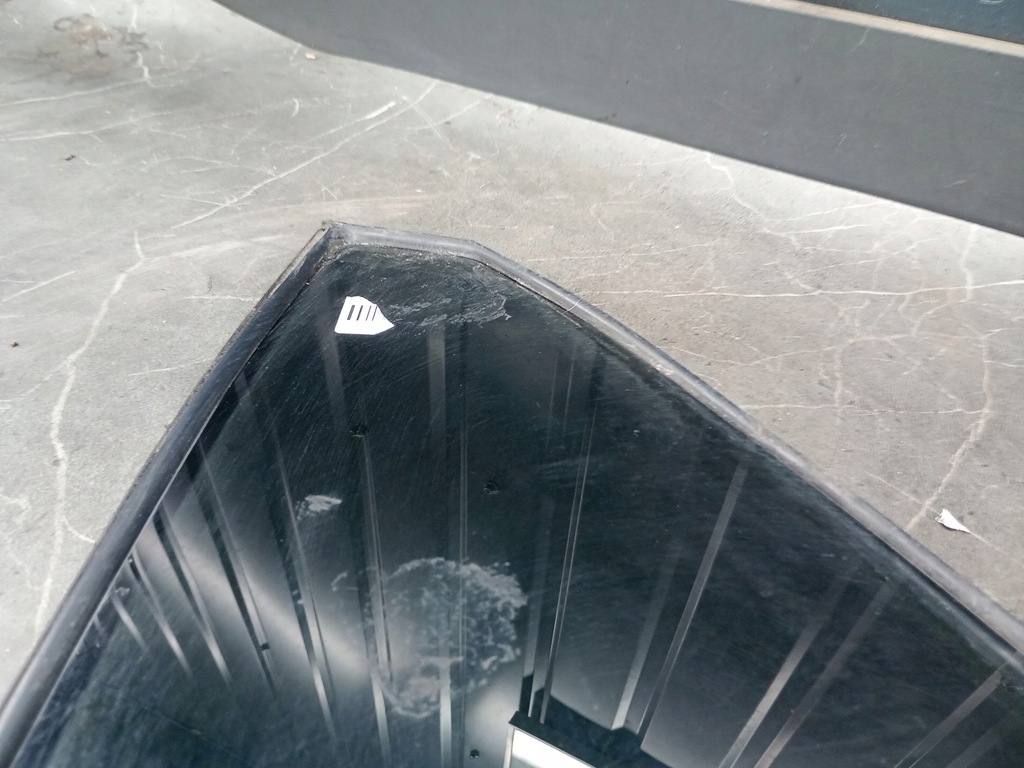 Linkes Glas Heck Lexus rx II 03-09r Product image
