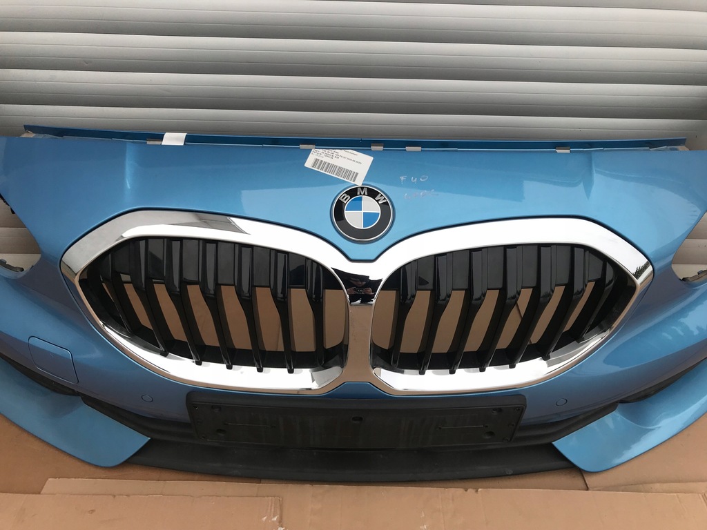 BMW 1 F40 FRONTSTOßSTANGE C1R 4PDC NADEL Product image