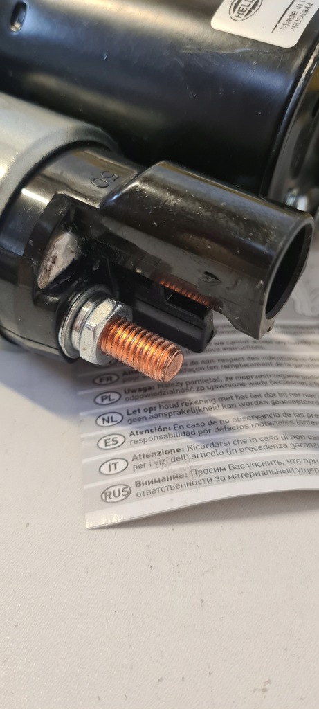 Anlasser HELLA 8EA 012 527-551 Audi Seat Skoda Volkswagen 12 V 2 Löcher Product image