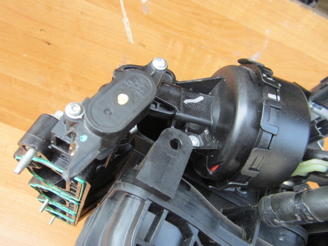MUSTANG 5.0 GT Ansaugkrümmer FR3E-9S455-HF Lampeneinsteller für Klappensensor Product image