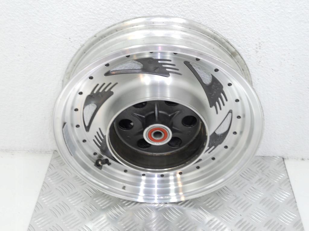 Suzuki VZ 800 Marauder Felge Hinterrad Original Product image