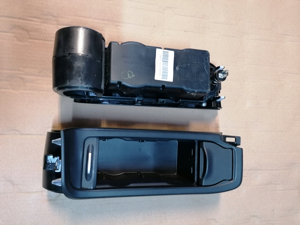 HONDA CIVIC IX Getränkehalter, Getränkehalter, Rollladen Product image