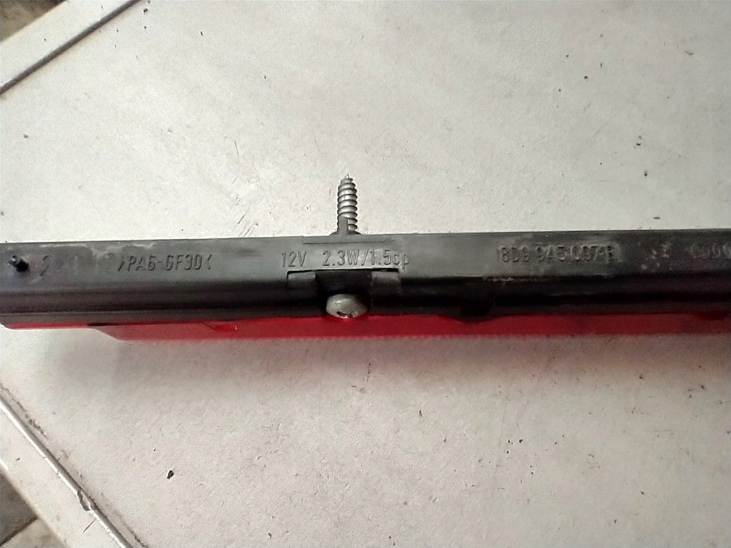 DRITTES BREMSLICHT AUDI A4 B5 8D9945097B Product image
