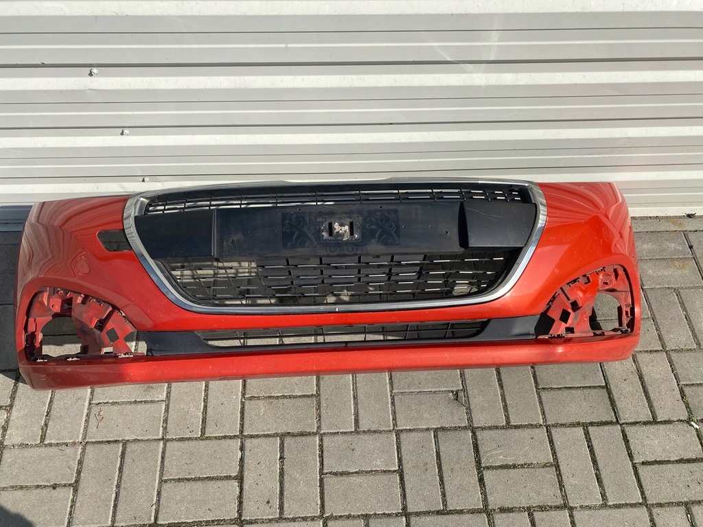 Vordere Stoßfänger vorne Peugeot 208 und EU anheben Product image