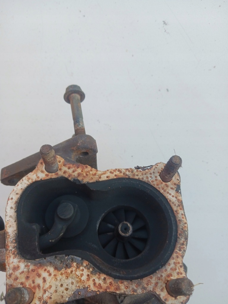 AUDI A3 8L VW GOLF IV 1.9 TDI AGR TURBOLADER 038145701D Product image