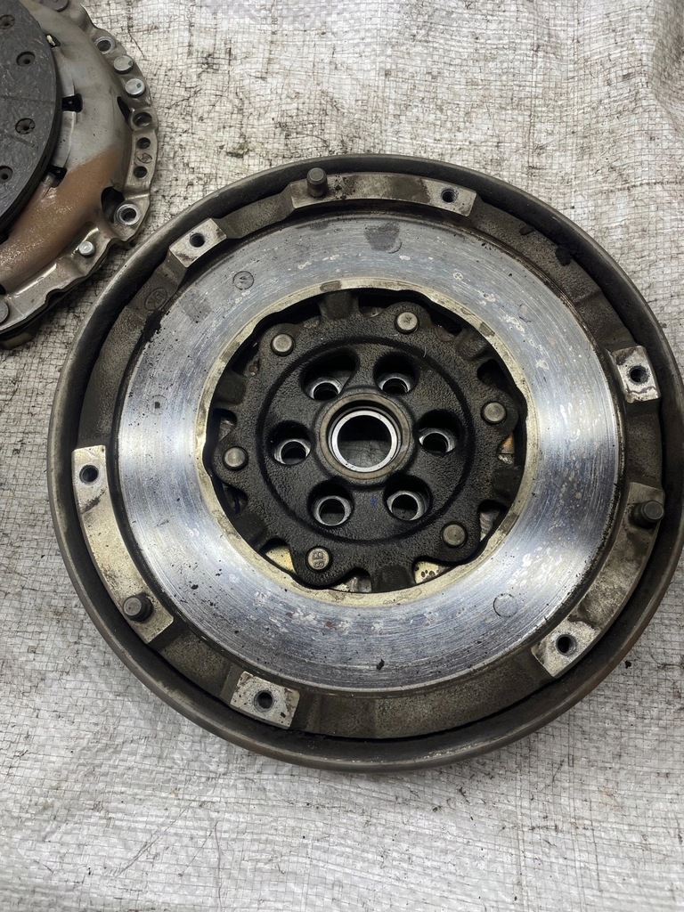 BMW E87 E90 18i N43B20A DOPPELKUPPLUNG 7560876 Product image