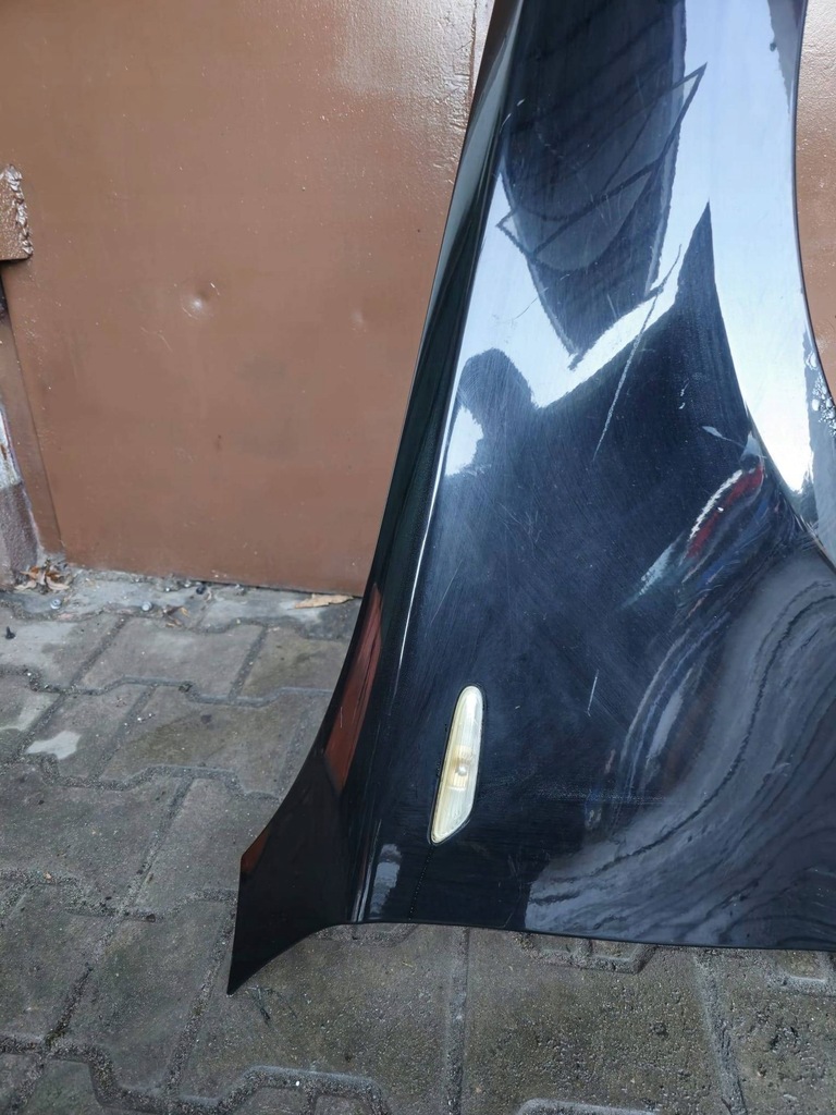 BMW E87 E81 Kotflügel RECHTS Vorne 475/9 Product image
