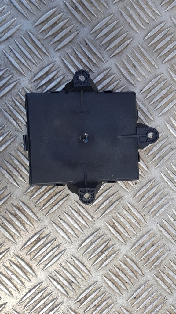 MERCEDES B-KLASSE W245 COMPUTERCONTROLLER LINKS HINTEN A1698208526 Product image