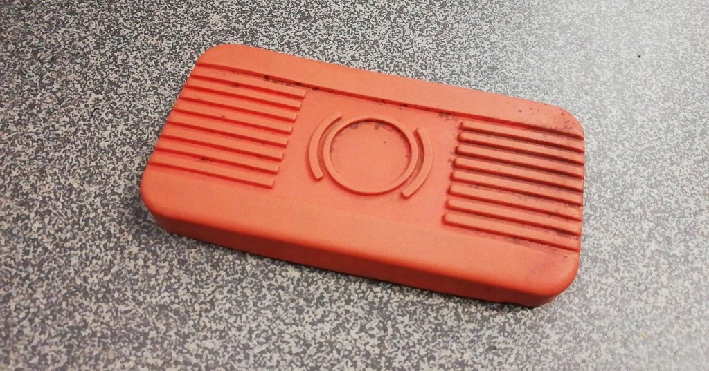 Shibaura CM 364 284 Pedalabdeckung aus Gummi Product image