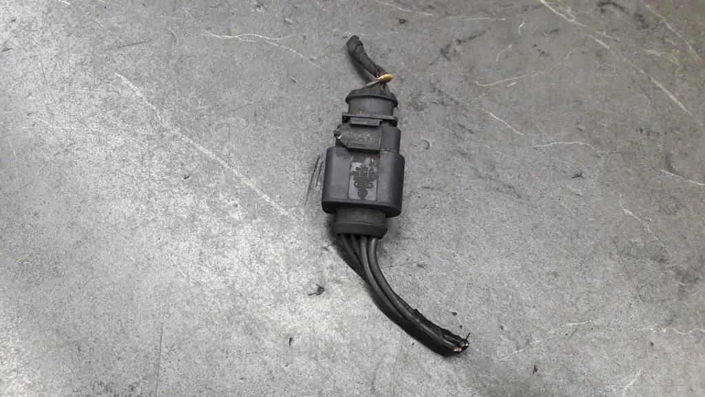 1J0973704 Stecker -In -Audi VW Cube Product image