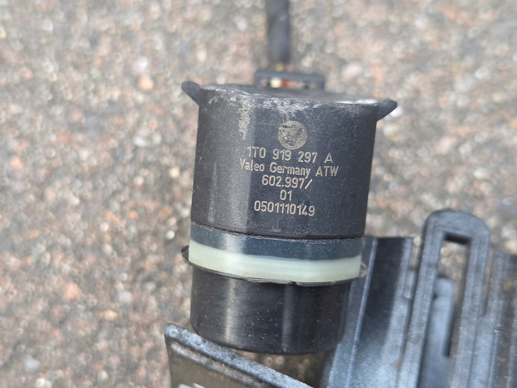 VW Touran Lift PDC-Sensor+rechts baszy externes 1T0919297A 1T0919400 10-15 Product image