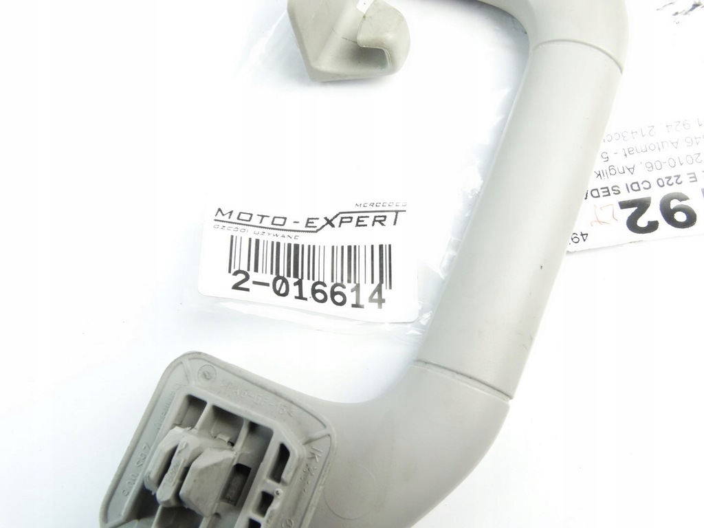 Mercedes W204 W212 W218 Griff Dachhimmel Griff hinten links A2048100151 Product image