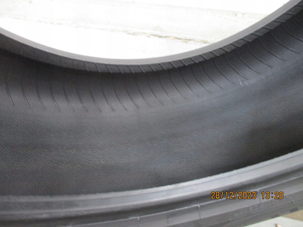 1x 235/65R17 Pirelli Scorpion Winter 5,5mm Product image