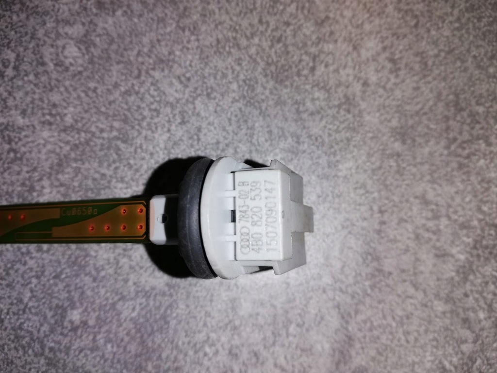 TEMPERATURSENSOR VW AUDI SEAT SKODA 4B0820539 Product image