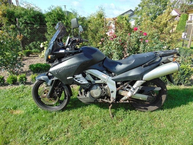 Suzuki DL1000 V-Strom Hinterachsbuchsen + Spanner Product image