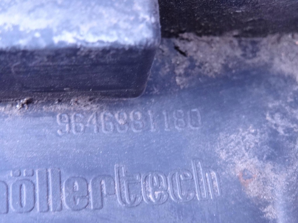 Radkästen vorne hinten Citroen C4 9681375680 9646881180 9646881280 Product image