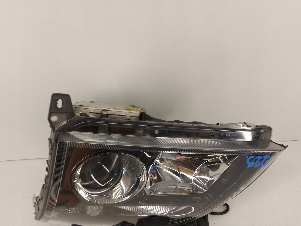 Opel Vectra C Signum GTS Xenon 02-05 Scheinwerfer, Lampe vorne links Product image