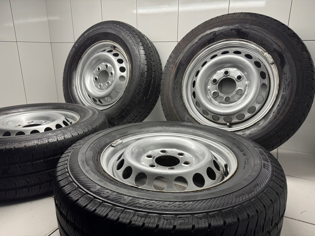 FELGENSATZ MERCEDES SPRINTER REIFEN A9074014800 235/65 R16C 6x130 Product image