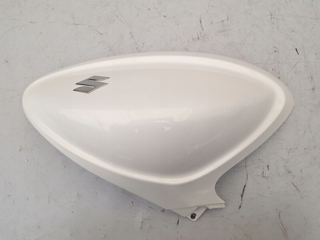 Abschirmungsschild linke Seite Specks Suzuki SFV 650 Gladius 09-15 Decken Sie den Tank ab Product image