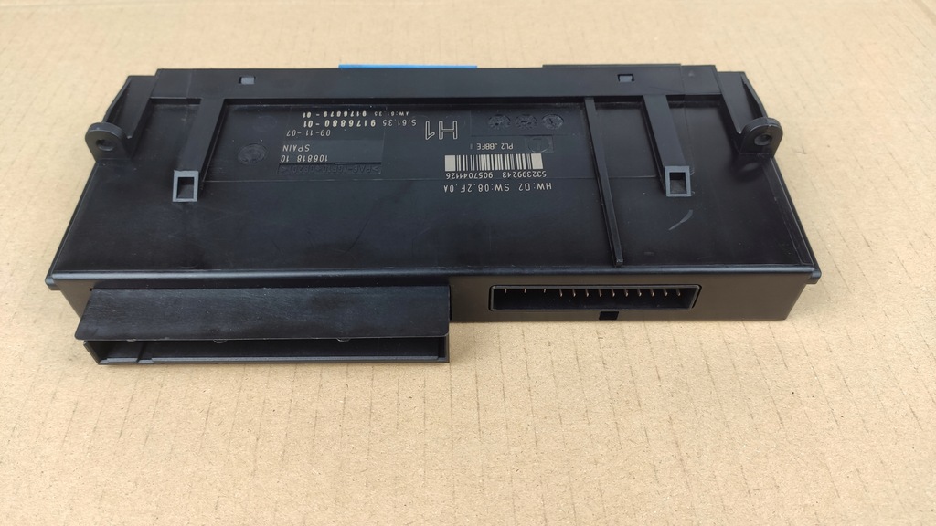 BMW E87 E90 KOMFORTMODUL PL2 JBBFE II H1 9176880 Product image