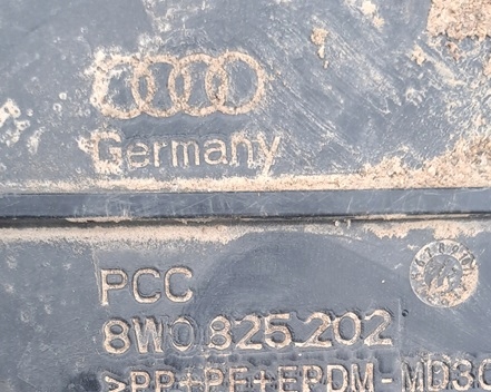 AUDI A4 B9 A5 8W FAHRGESTELLABDECKPLATTE, RECHTS 8W0825202 Product image